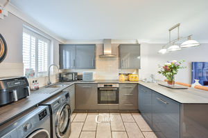 Photo 7- click for photo gallery